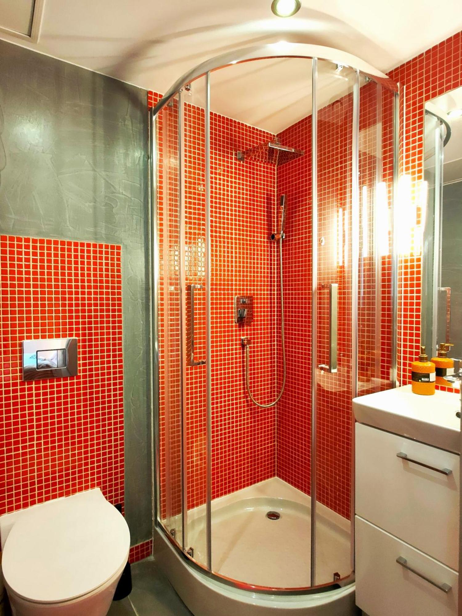 Mirror Pink Studio Apartment Krakau Buitenkant foto